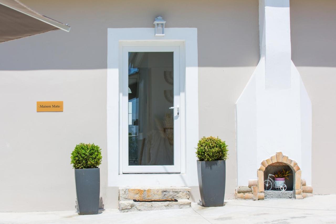 Grande Terra Villas With Swimming Pool Spartylas Exterior photo