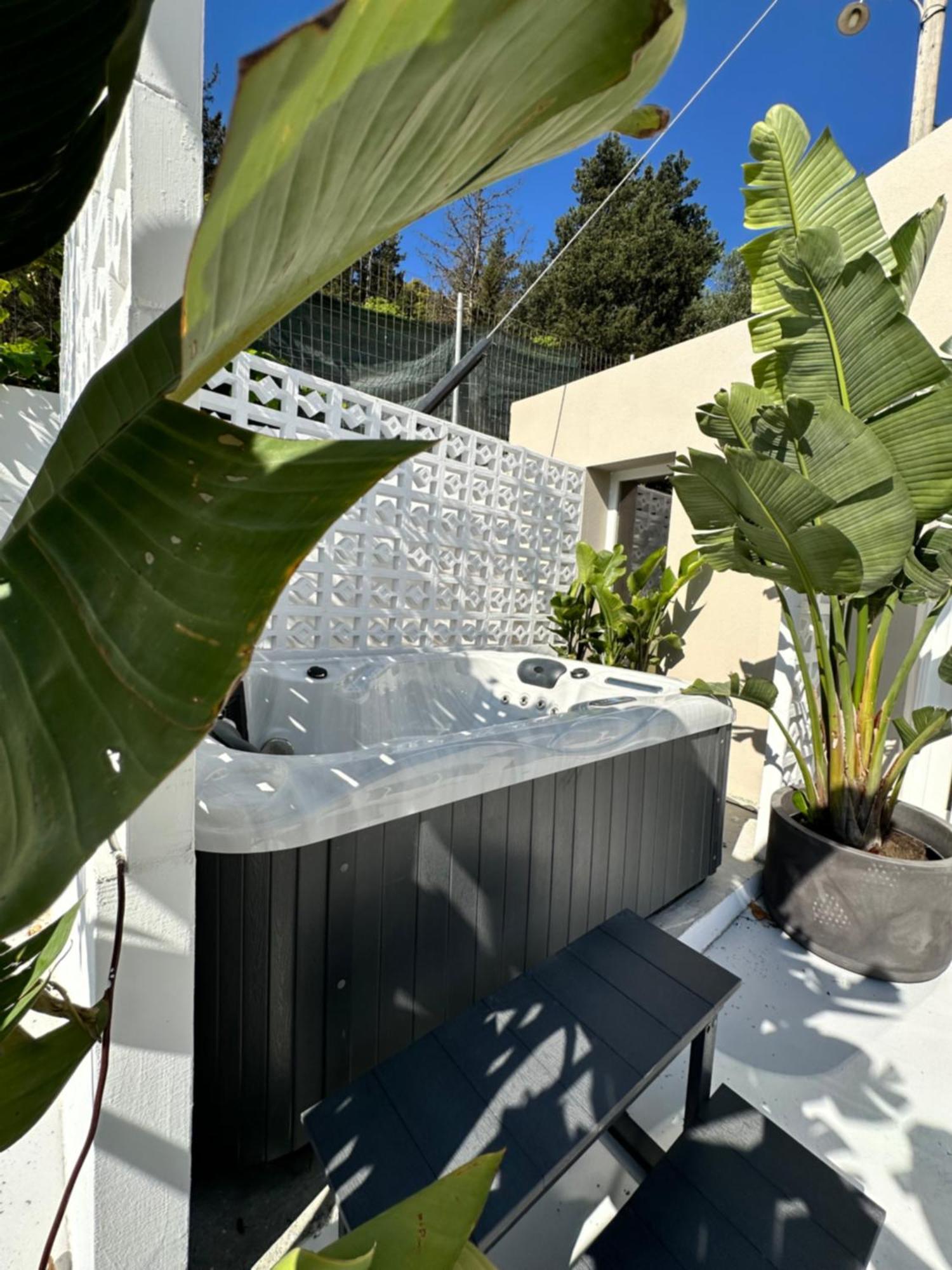Grande Terra Villas With Swimming Pool Spartylas Exterior photo